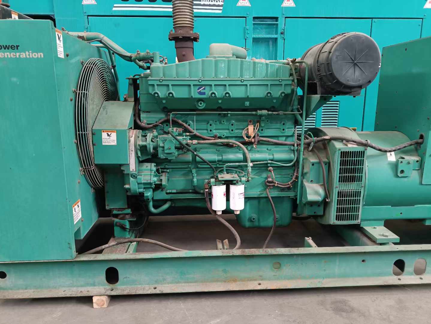 小板镇过载会对 600kW 柴油发电机组造成哪些损害?