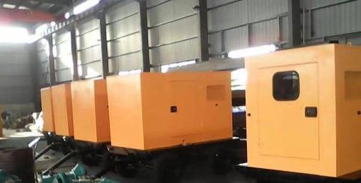 小板镇柴油发电机组冬季启动后需要进行哪些检查和操作？